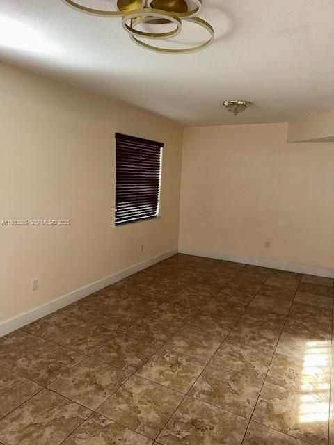 For Rent: $2,700 (3 beds, 2 baths, 1134 Square Feet)