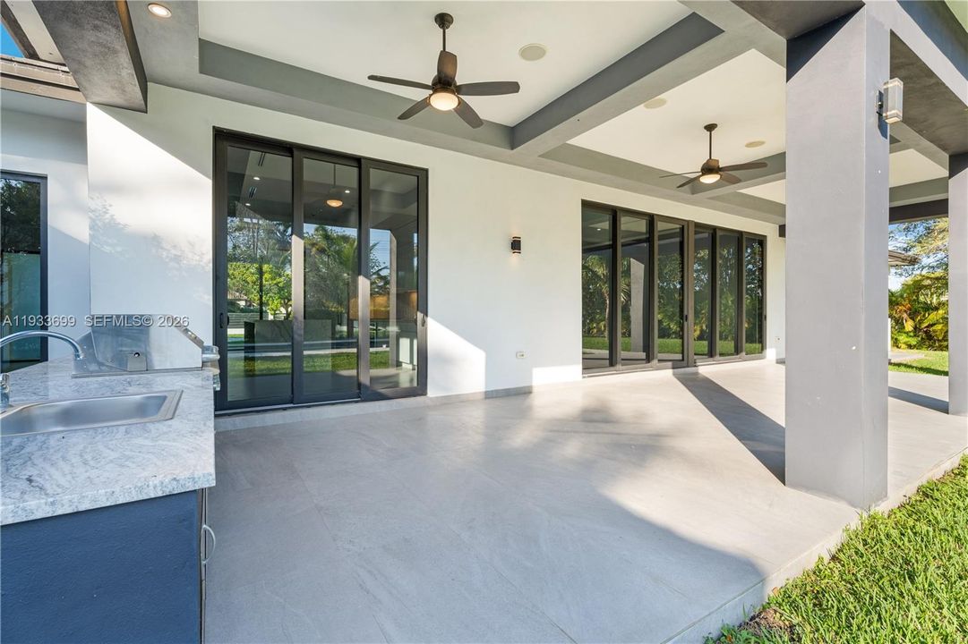 En Venta: $4,100,000 (8 camas, 7 baños, 5764 Pies cuadrados)