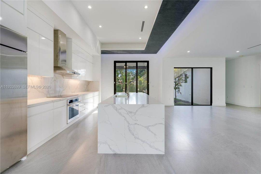 En Venta: $4,100,000 (8 camas, 7 baños, 5764 Pies cuadrados)