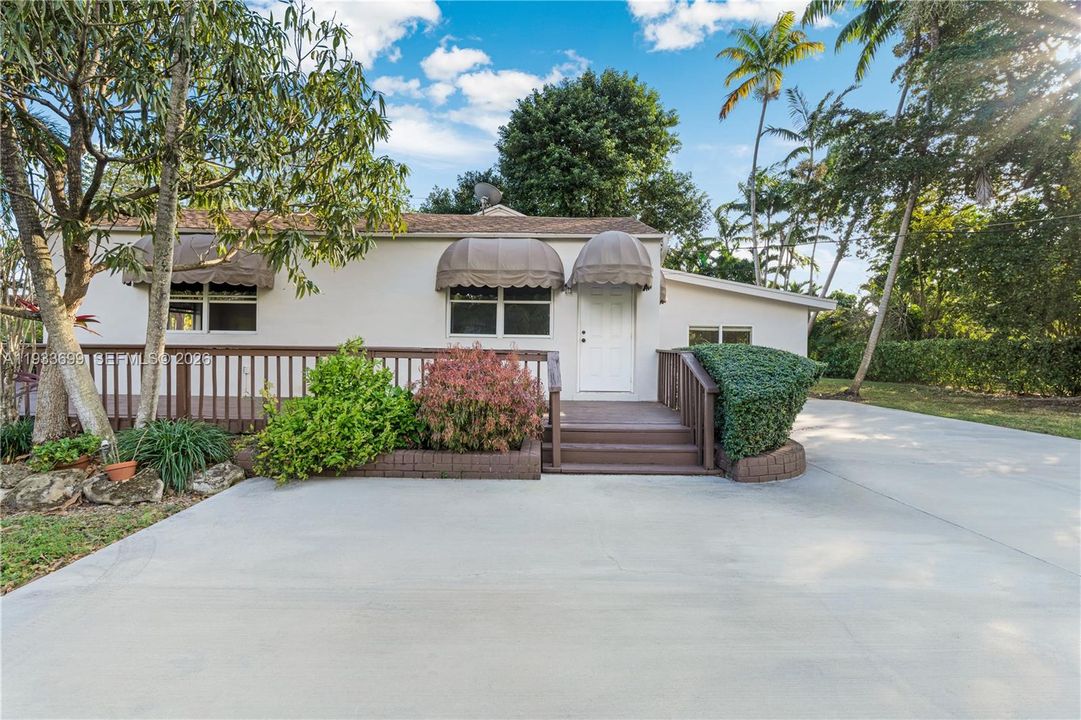 En Venta: $4,100,000 (8 camas, 7 baños, 5764 Pies cuadrados)