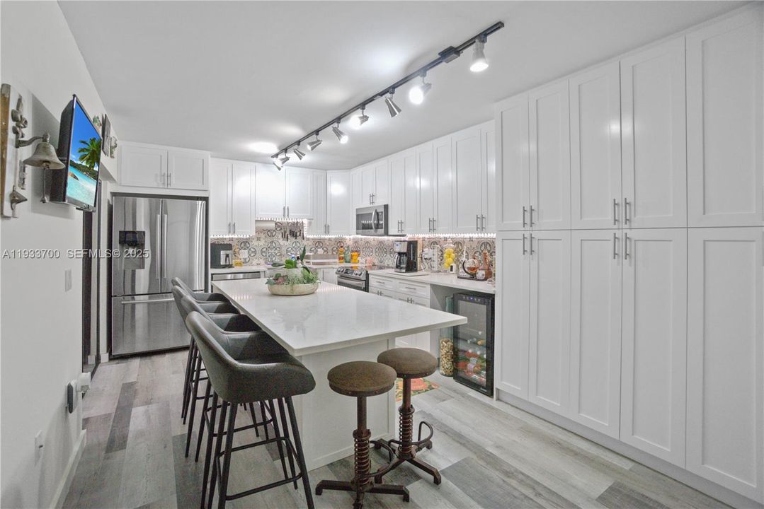 For Sale: $425,000 (3 beds, 2 baths, 1488 Square Feet)