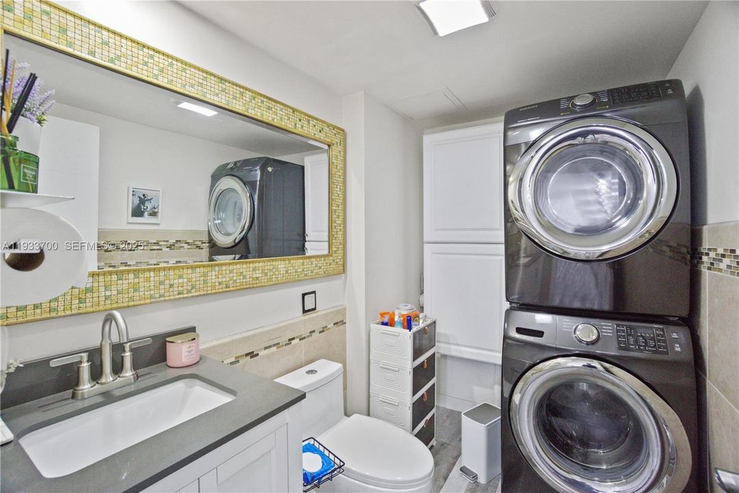 For Sale: $425,000 (3 beds, 2 baths, 1488 Square Feet)