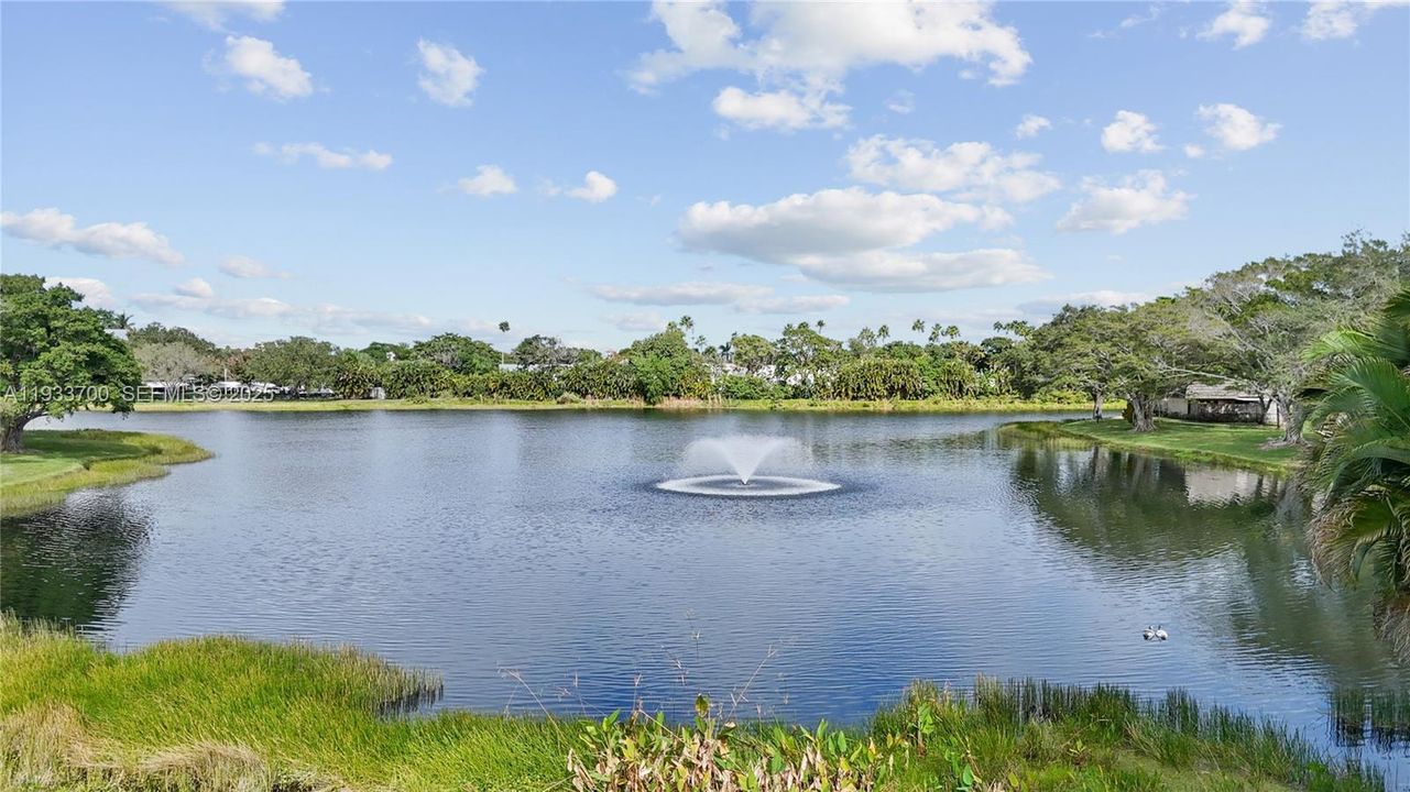 For Sale: $425,000 (3 beds, 2 baths, 1488 Square Feet)