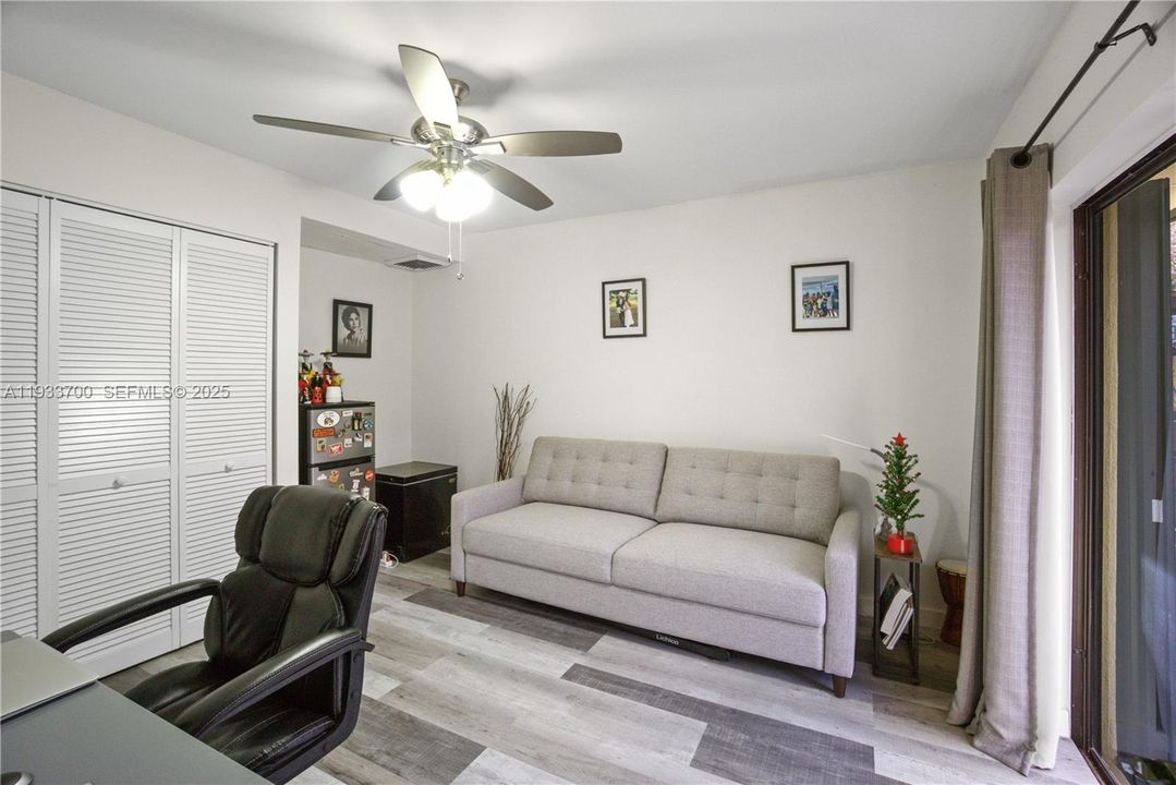 For Sale: $425,000 (3 beds, 2 baths, 1488 Square Feet)