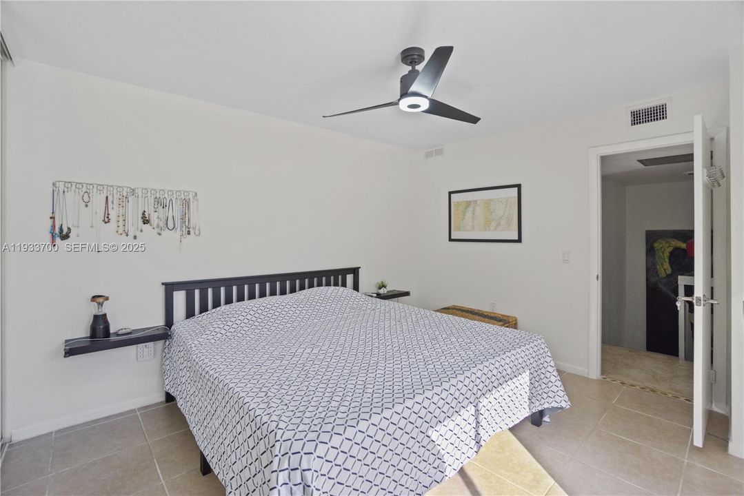 For Sale: $425,000 (3 beds, 2 baths, 1488 Square Feet)