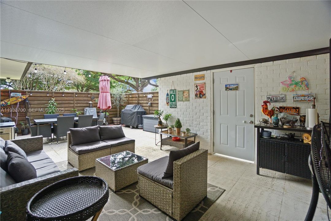 For Sale: $425,000 (3 beds, 2 baths, 1488 Square Feet)