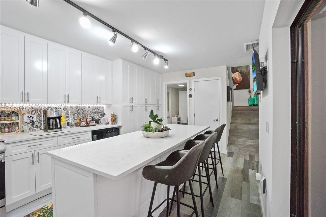 For Sale: $425,000 (3 beds, 2 baths, 1488 Square Feet)