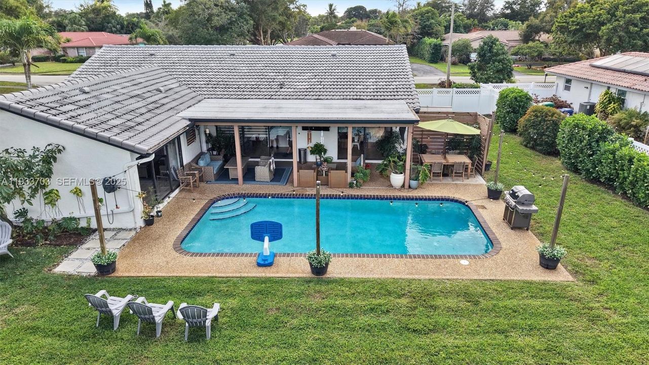 待售: $739,900 (3 贝兹, 2 浴室, 2218 平方英尺)