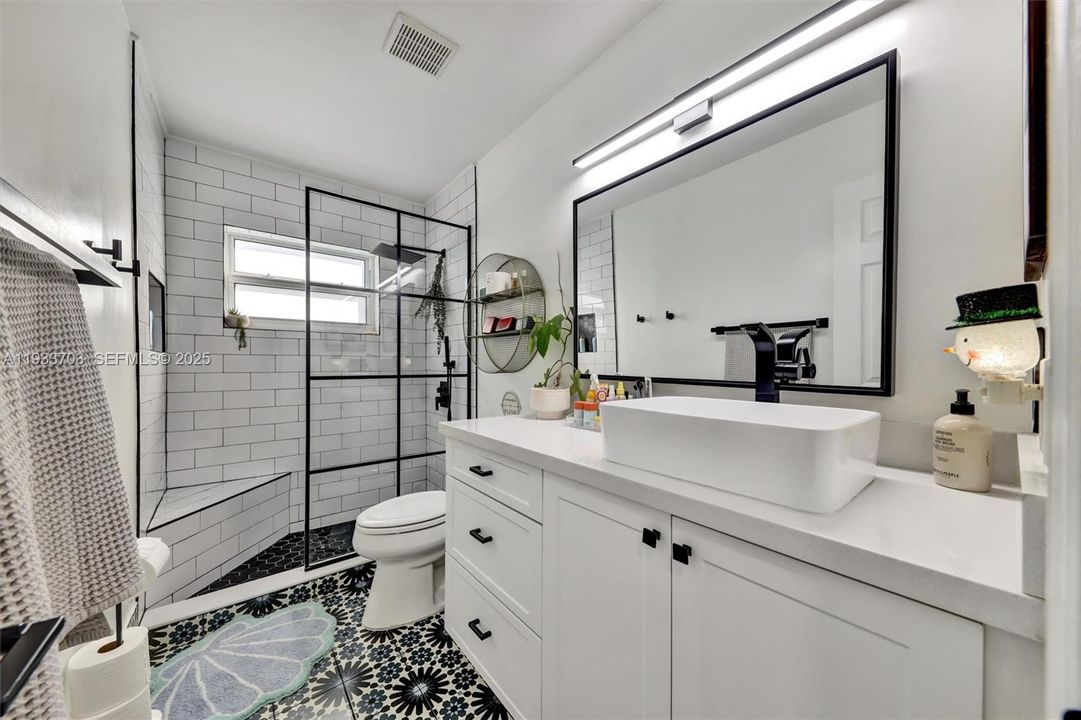 待售: $739,900 (3 贝兹, 2 浴室, 2218 平方英尺)