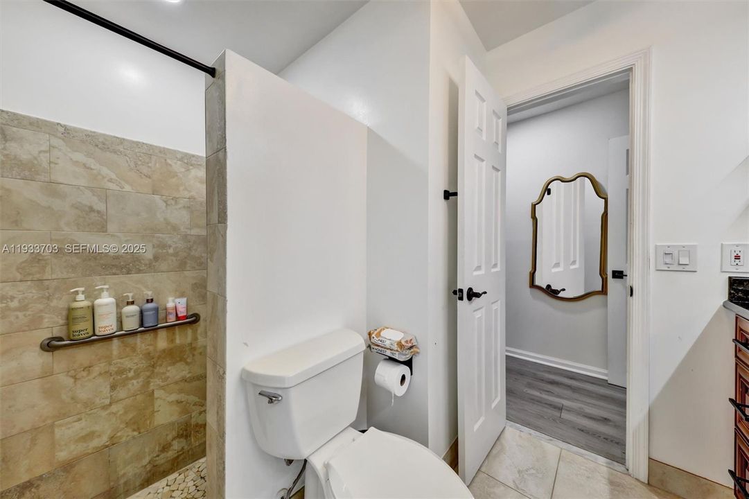 待售: $739,900 (3 贝兹, 2 浴室, 2218 平方英尺)