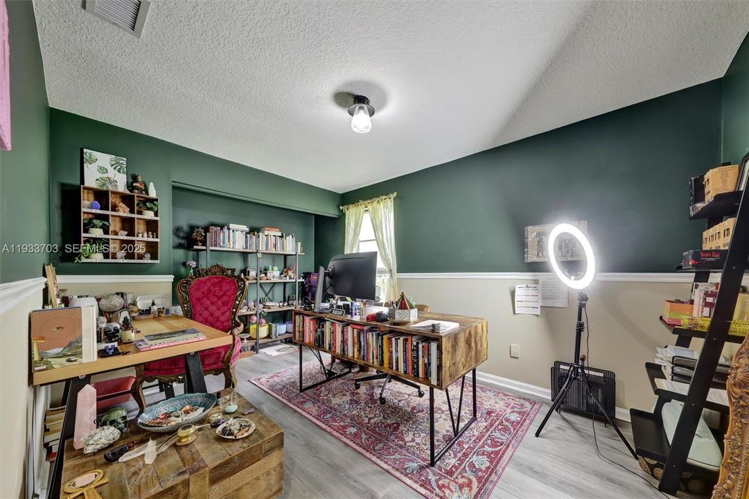 待售: $739,900 (3 贝兹, 2 浴室, 2218 平方英尺)