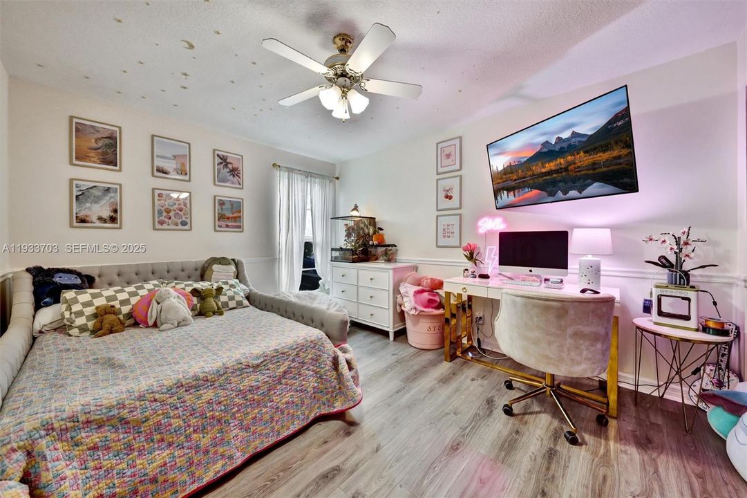 待售: $739,900 (3 贝兹, 2 浴室, 2218 平方英尺)