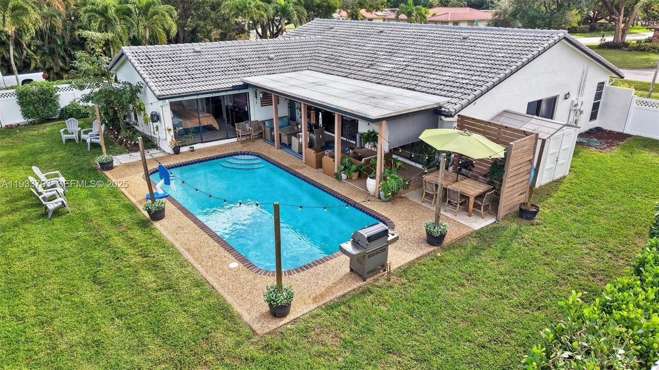 待售: $739,900 (3 贝兹, 2 浴室, 2218 平方英尺)