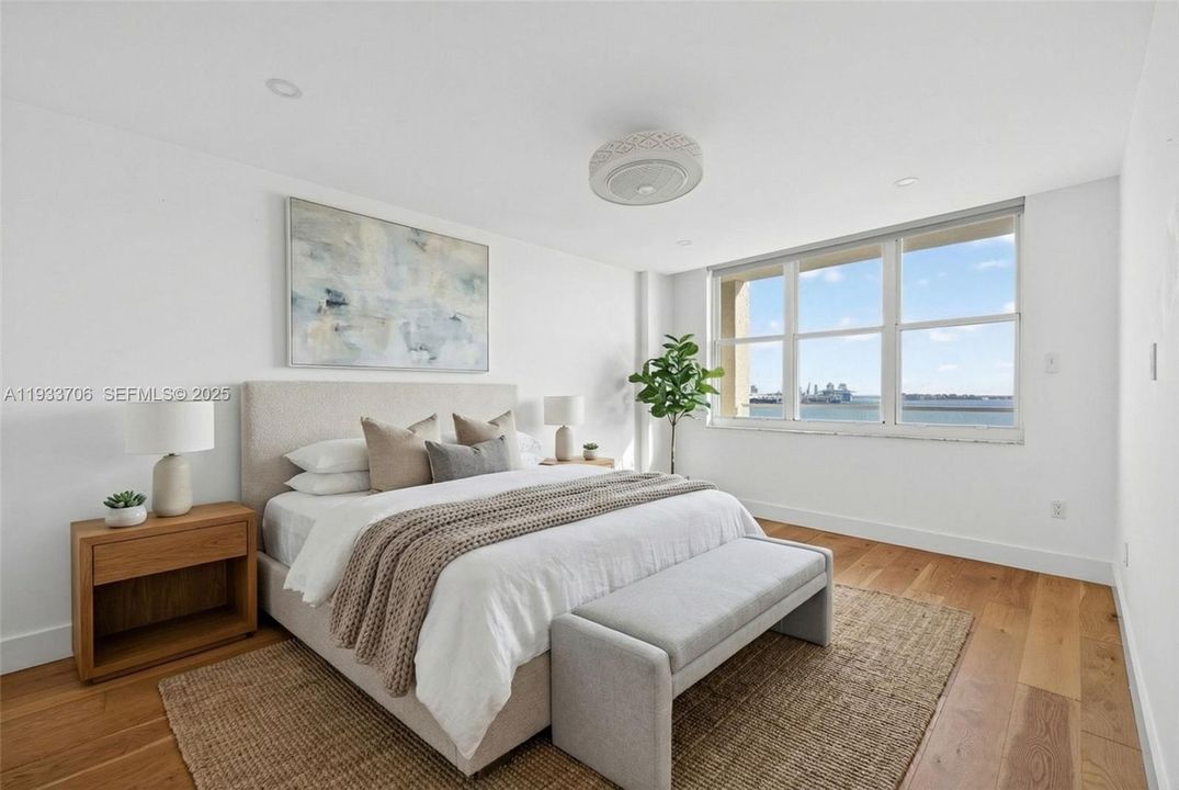 For Rent: $3,695 (2 beds, 2 baths, 960 Square Feet)