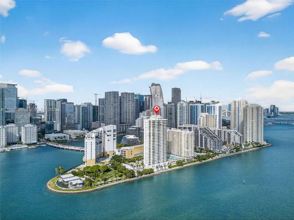 For Rent: $3,695 (2 beds, 2 baths, 960 Square Feet)