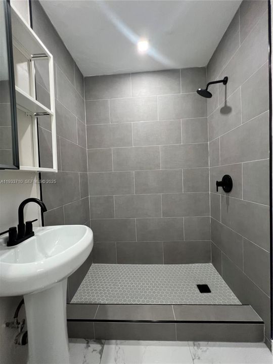 For Sale: $1,100,000 (0 beds, 0 baths, 1909 Square Feet)