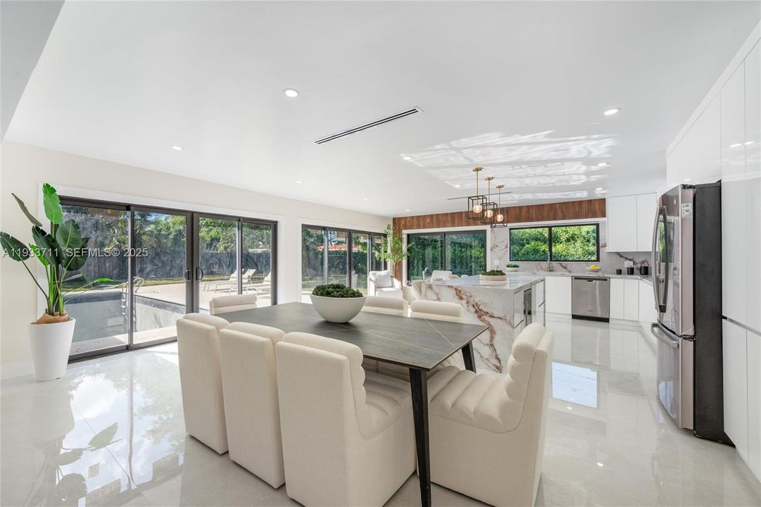 For Sale: $1,998,000 (4 beds, 5 baths, 2530 Square Feet)