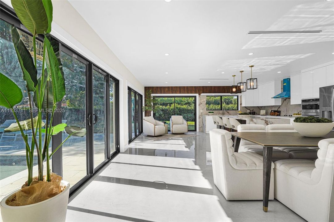 For Sale: $1,998,000 (4 beds, 5 baths, 2530 Square Feet)