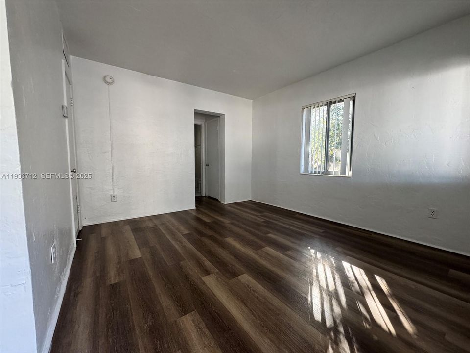 En Renta: $1,900 (1 camas, 1 baños, 6696 Pies cuadrados)