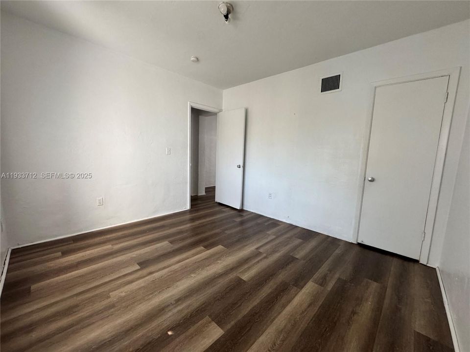 En Renta: $1,900 (1 camas, 1 baños, 6696 Pies cuadrados)