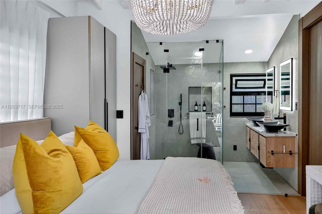 For Rent: $11,500 (3 beds, 3 baths, 2206 Square Feet)