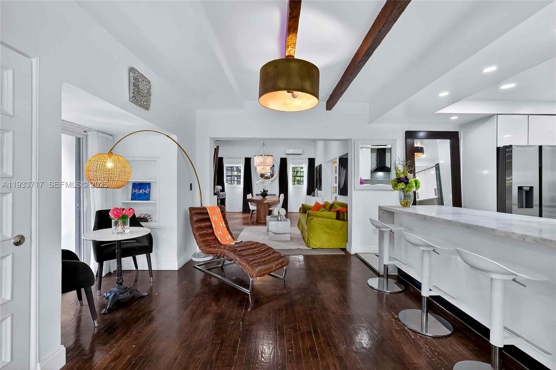 For Rent: $11,500 (3 beds, 3 baths, 2206 Square Feet)