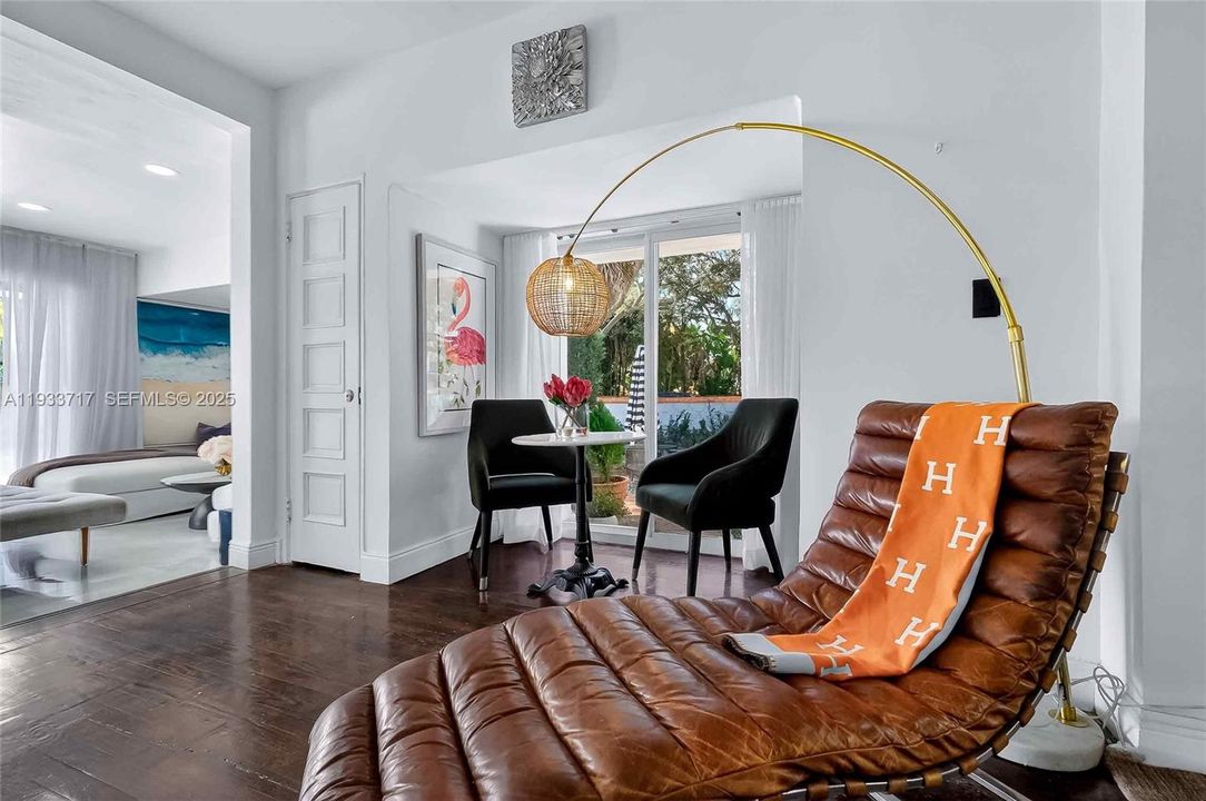 For Rent: $11,500 (3 beds, 3 baths, 2206 Square Feet)