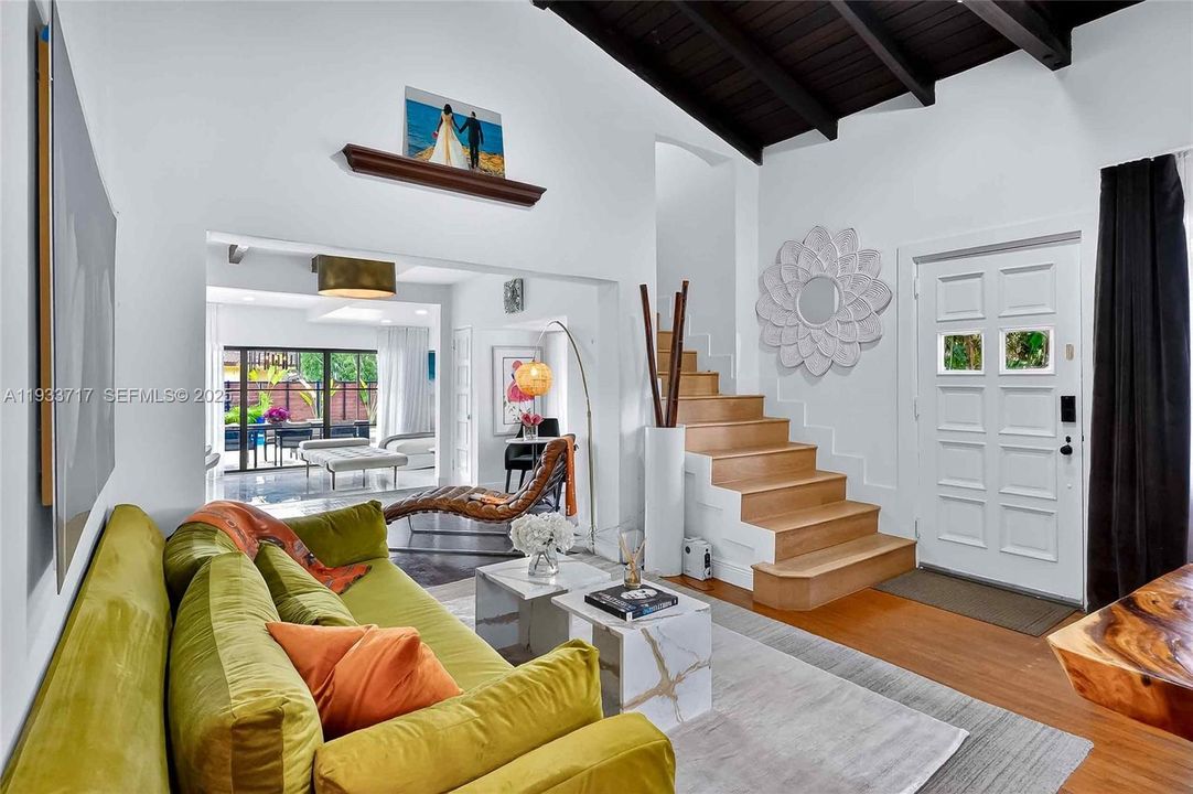 For Rent: $11,500 (3 beds, 3 baths, 2206 Square Feet)