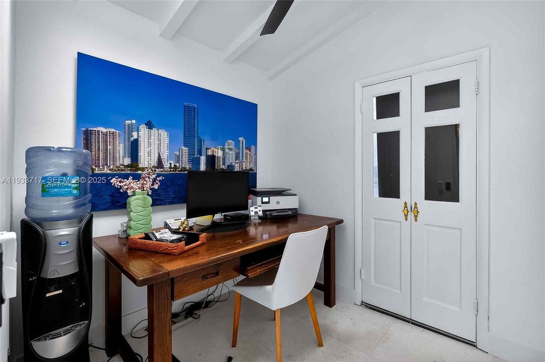 For Rent: $11,500 (3 beds, 3 baths, 2206 Square Feet)