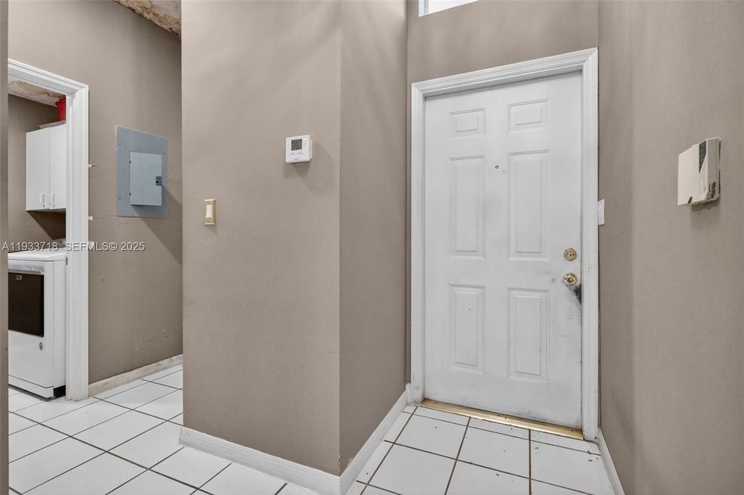 На продажу: $499,900 (3 спален, 2 ванн, 1416 Квадратных фут)