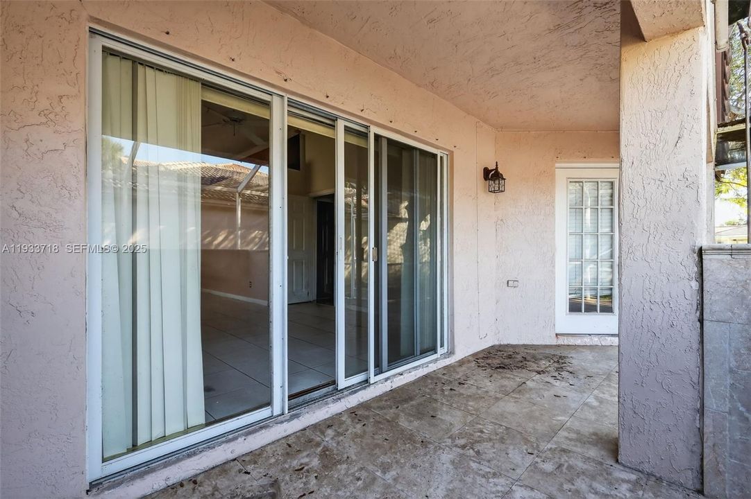 На продажу: $499,900 (3 спален, 2 ванн, 1416 Квадратных фут)