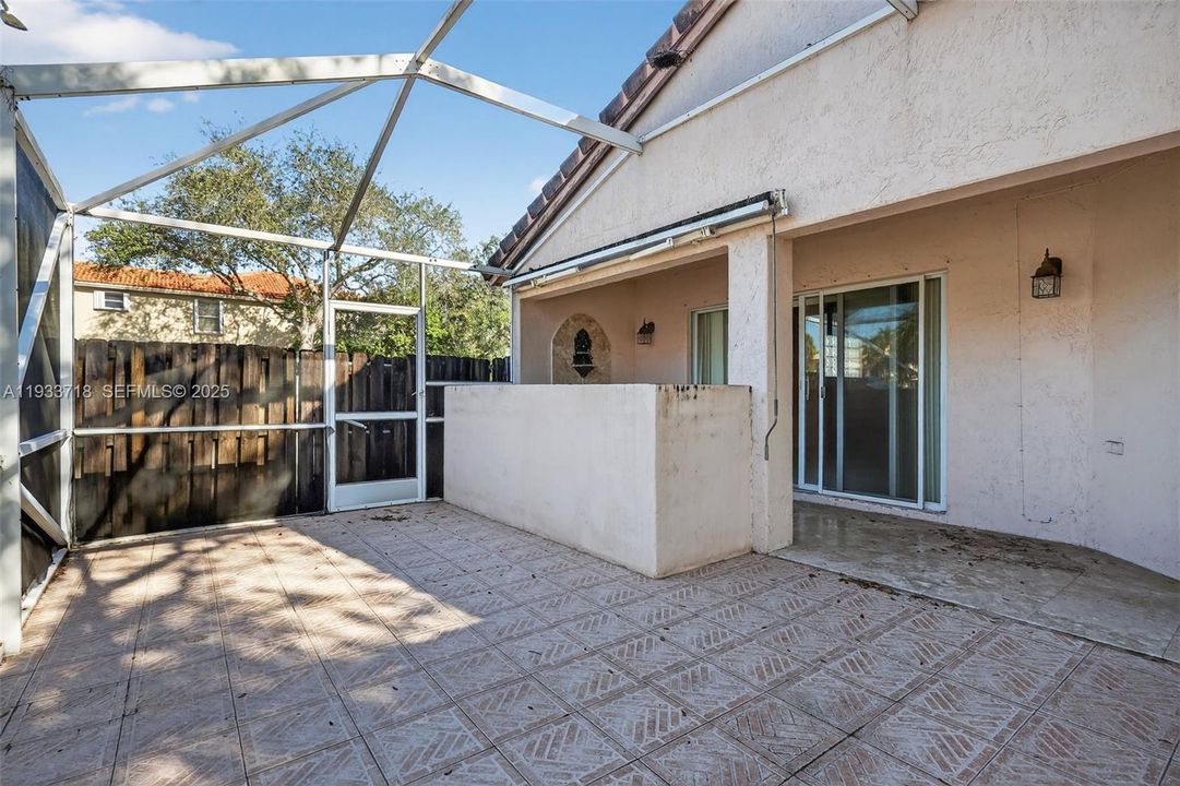 На продажу: $499,900 (3 спален, 2 ванн, 1416 Квадратных фут)