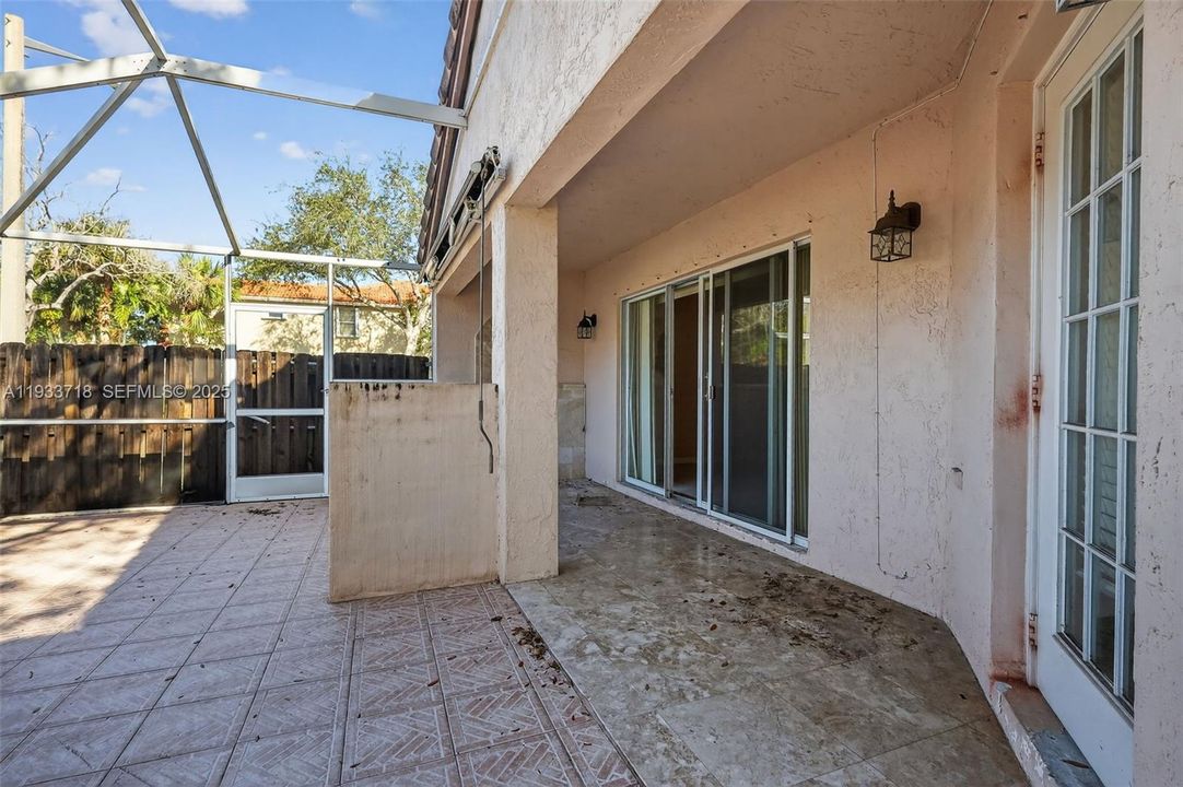 На продажу: $499,900 (3 спален, 2 ванн, 1416 Квадратных фут)