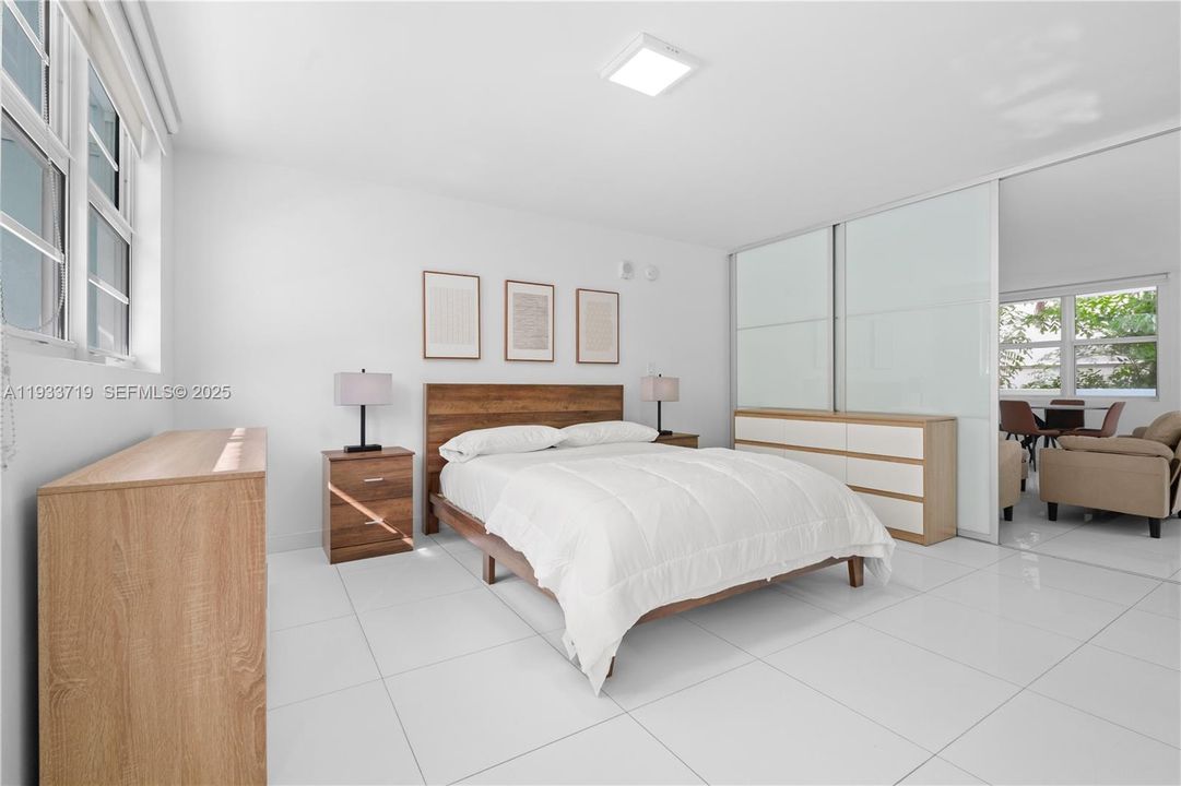 For Rent: $2,990 (1 beds, 1 baths, 630 Square Feet)