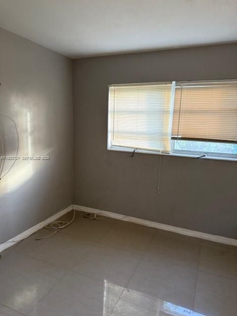 出租: $2,950 (2 贝兹, 2 浴室, 1752 平方英尺)