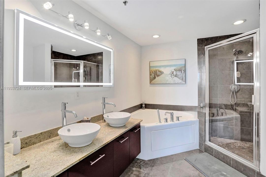 For Rent: $5,250 (3 beds, 2 baths, 1362 Square Feet)