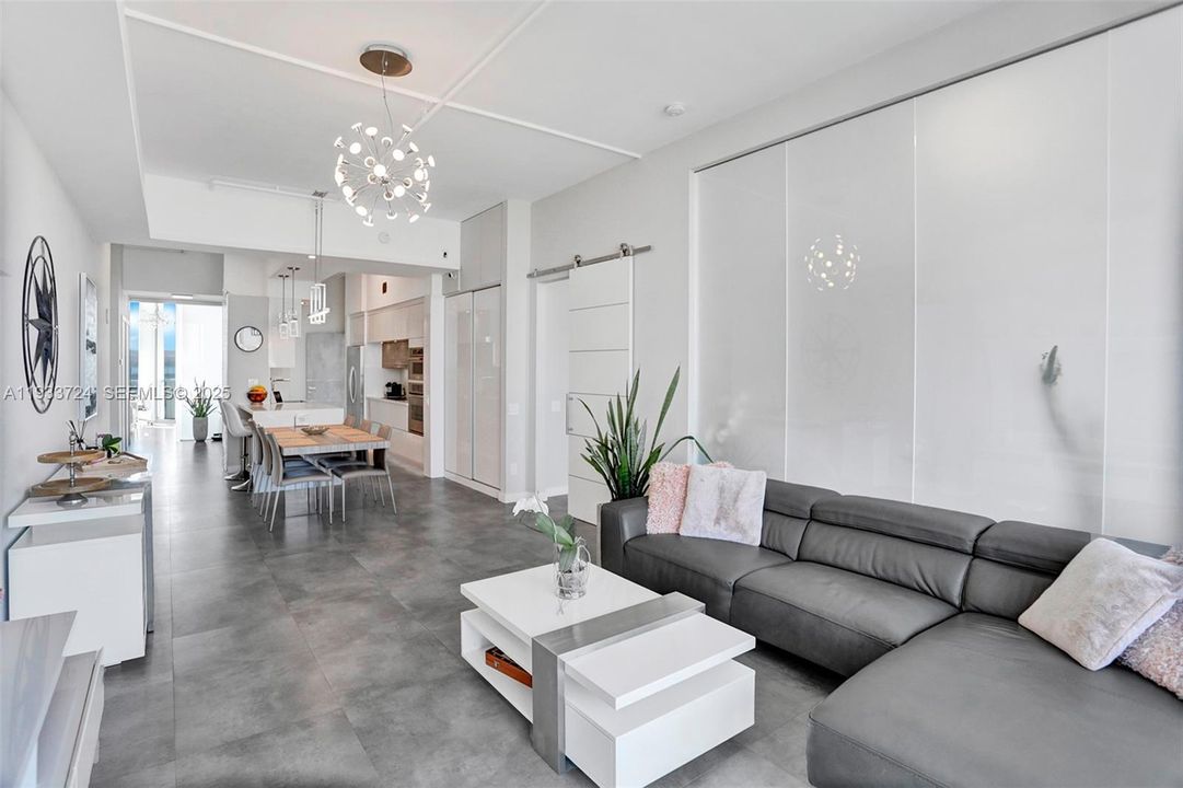 For Rent: $5,250 (3 beds, 2 baths, 1362 Square Feet)