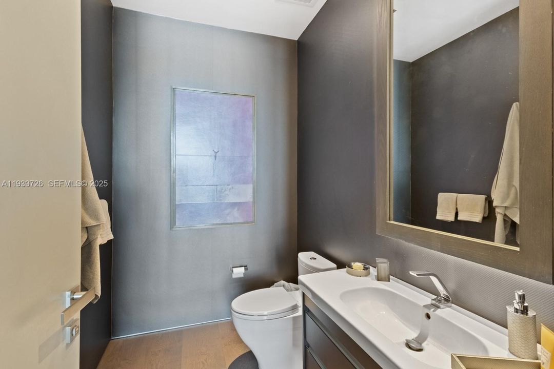 For Sale: $7,790,000 (3 beds, 5 baths, 3889 Square Feet)