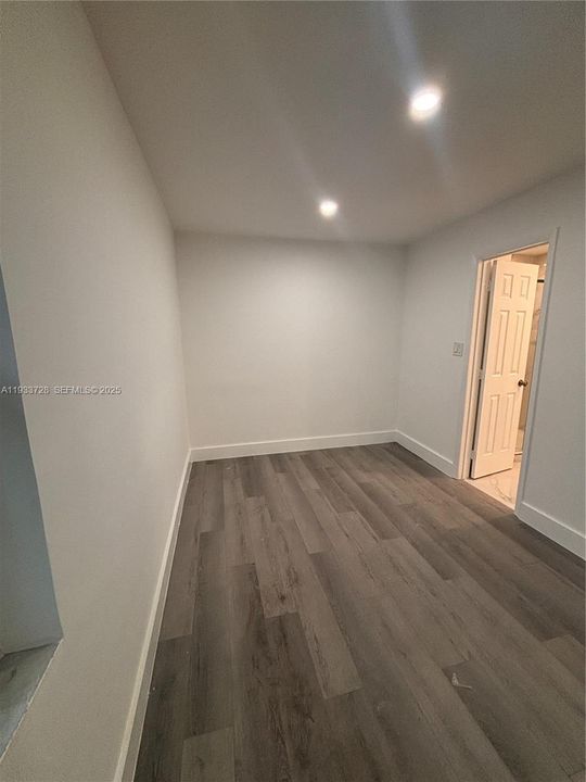 For Sale: $1,850 (4 beds, 3 baths, 2314 Square Feet)