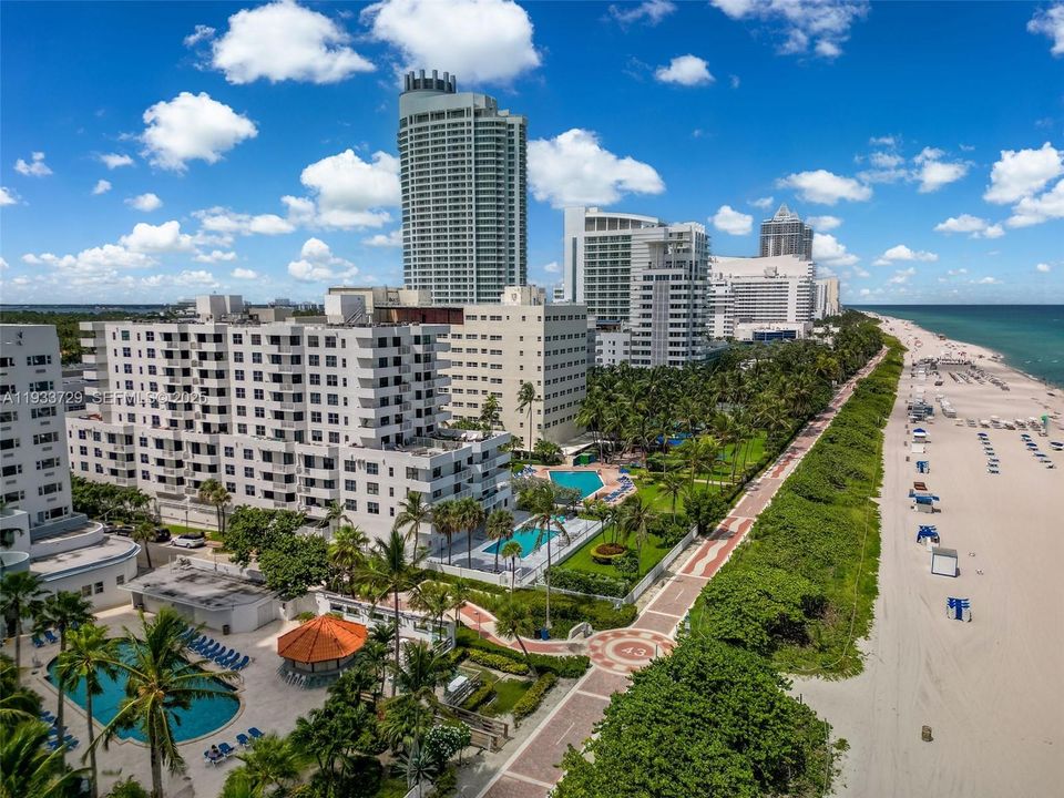 出租: $8,000 (4 贝兹, 3 浴室, 1795 平方英尺)