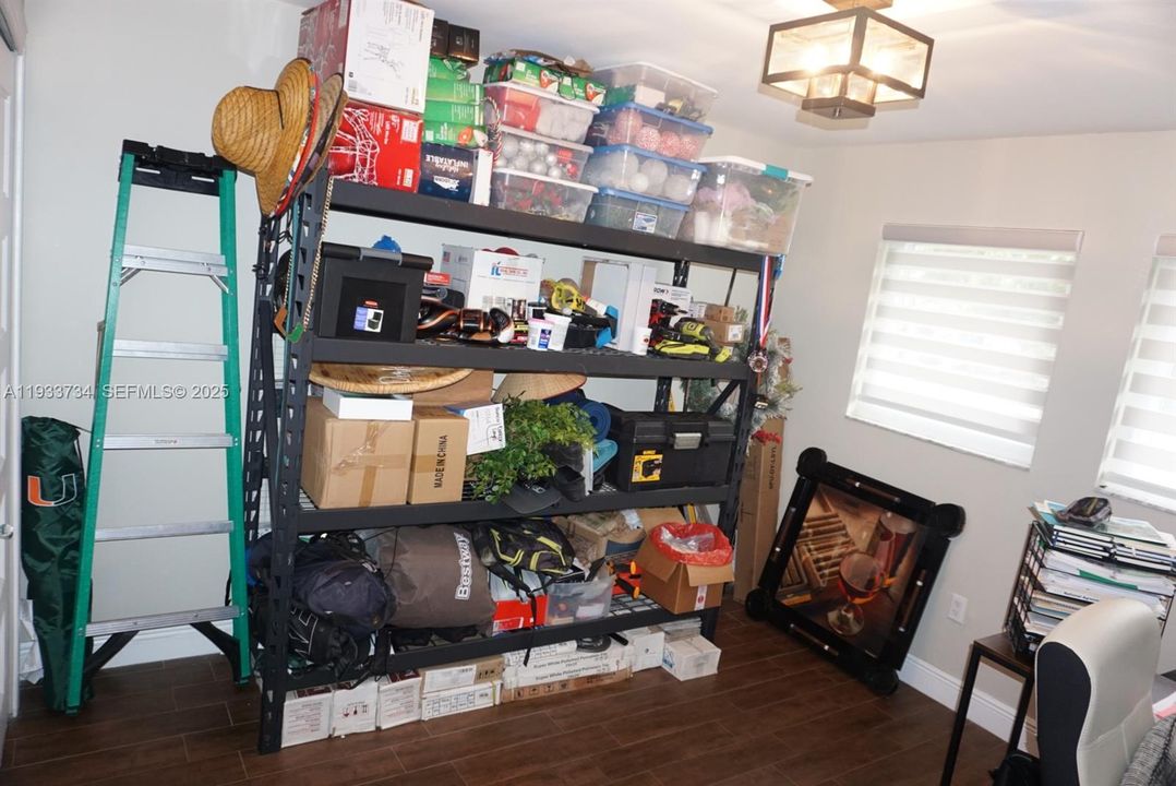 En Renta: $5,500 (4 camas, 3 baños, 2288 Pies cuadrados)