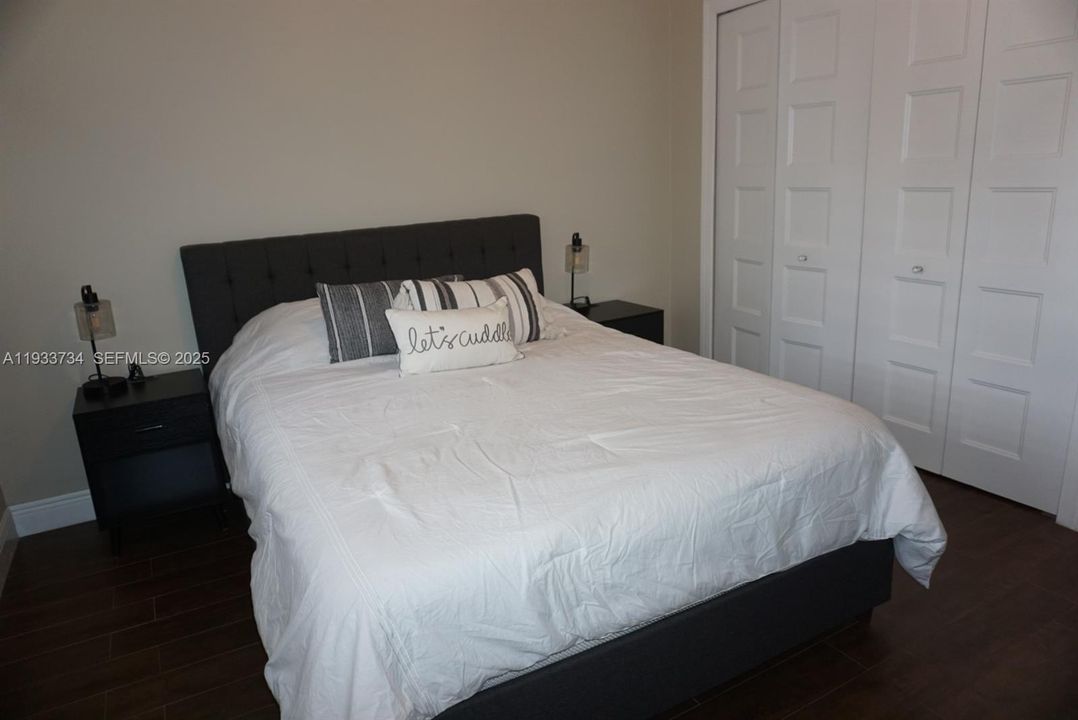 En Renta: $5,500 (4 camas, 3 baños, 2288 Pies cuadrados)