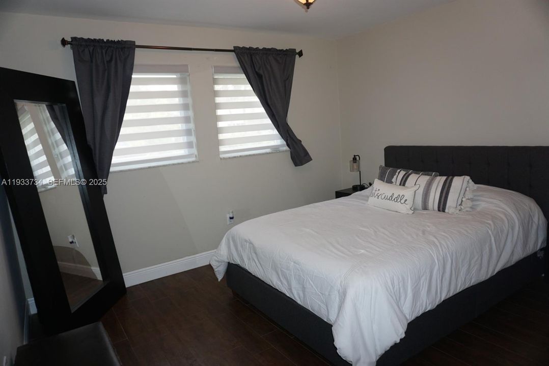 En Renta: $5,500 (4 camas, 3 baños, 2288 Pies cuadrados)