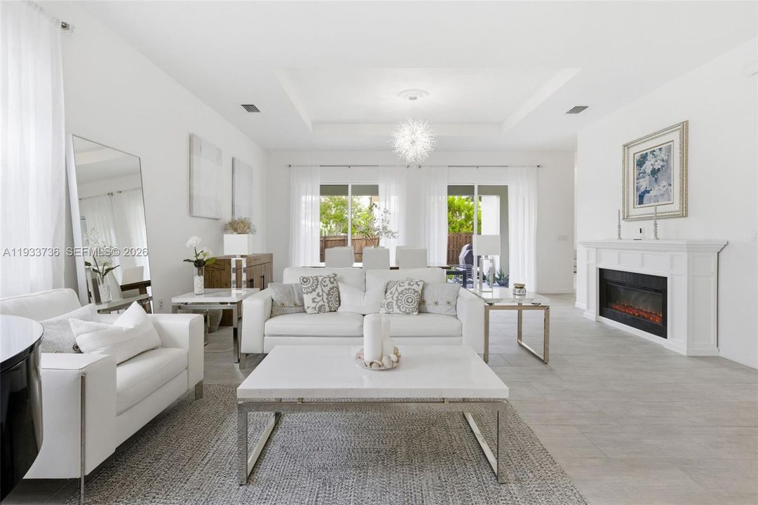 En Renta: $5,600 (4 camas, 3 baños, 3188 Pies cuadrados)