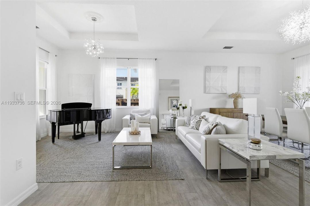 En Renta: $5,600 (4 camas, 3 baños, 3188 Pies cuadrados)