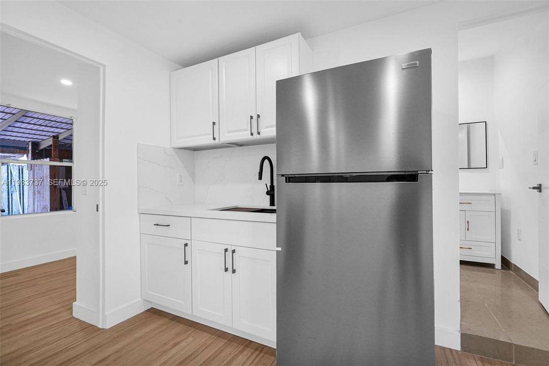 For Rent: $3,600 (3 beds, 1 baths, 1670 Square Feet)