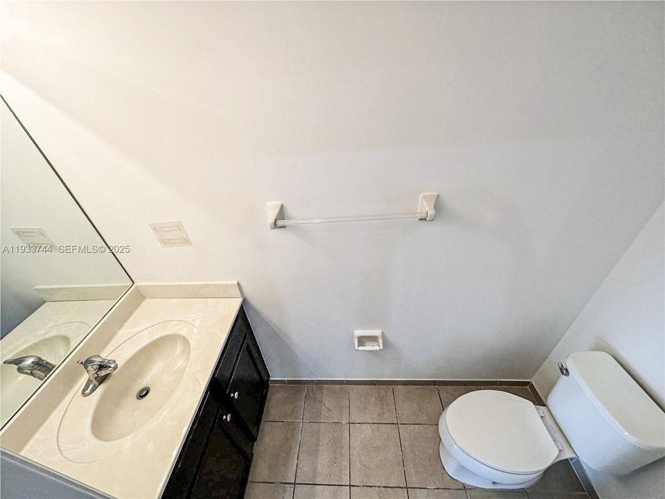 For Rent: $2,790 (3 beds, 2 baths, 1506 Square Feet)