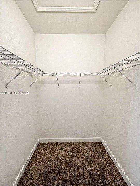 For Rent: $2,790 (3 beds, 2 baths, 1506 Square Feet)