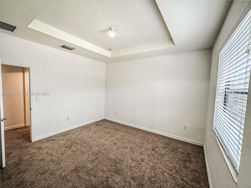 For Rent: $2,790 (3 beds, 2 baths, 1506 Square Feet)