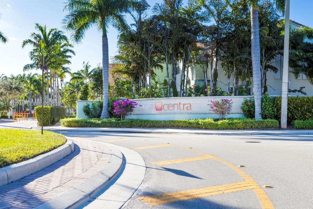 For Sale: $850,000 (3 beds, 2 baths, 2161 Square Feet)